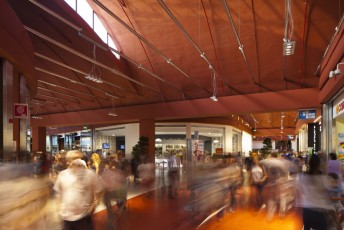 Centro Commerciale La Cartiera Pompei - Arch. Corvino + Multari